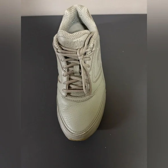 Brooks Addiction Walker, Women’s Size 8.5 Beige - Picture 5 of 14
